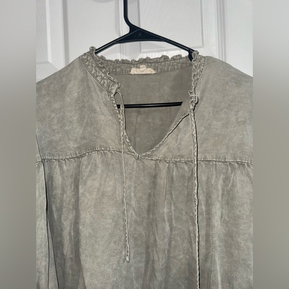 Slate Gray Flowy Blouse - Picture 4 of 7